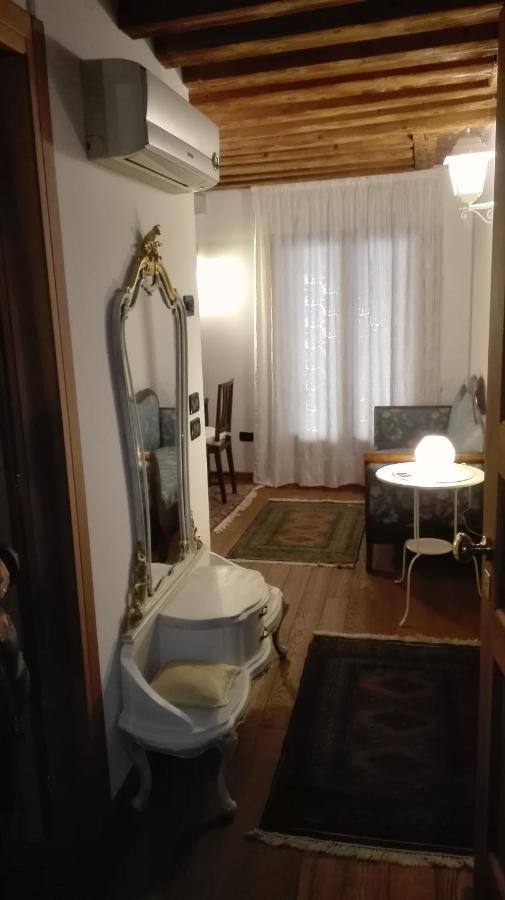 Apartment Mini Contra Pescherie *